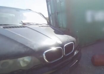 Tatimet sekuestrojnë McLaren, Benz dhe BMW të biznesmenit që nuk paguante detyrimet për një vit e gjysmë