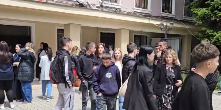 Të rinjtë drejt profesioneve: platforma digjitale lidh shkollat profesionale me tregun e punës në Korçë