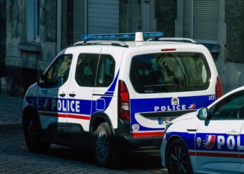 Të shtëna mes adoleshentësh në Francë, në Nantes vritet një 15-vjeçar dhe plagosen dy të mitur