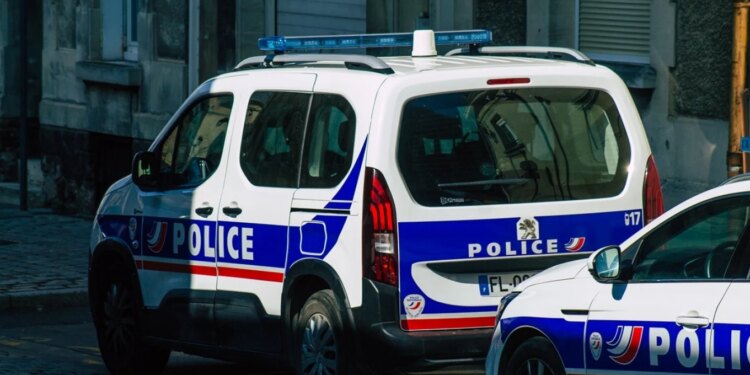 Të shtëna mes adoleshentësh në Francë, në Nantes vritet një 15-vjeçar dhe plagosen dy të mitur