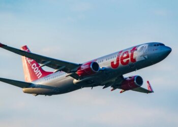 Terror në ajër gjatë fluturimit nga Tenerife në Birmingham për 220 pasagjerë, piloti pëson atak në zemër