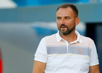 Tetova, në ndeshjen vendimtare me Pogradecin, ndjek Teutën nga stadiumi; firma duket çdo ditë e më pranë