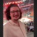 Tifozi i njohur i Manchester United, që nuk pret flokët, shkoi në ndeshje basketbolli dhe përfundoi në spital