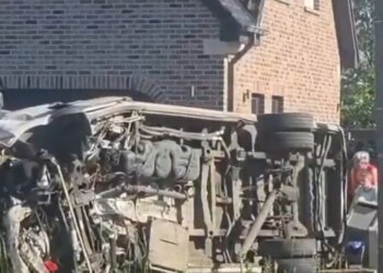 Tragjedi në Belgjikë: Autobusi i shkollës përplaset me tren, 4 viktima, mes tyre dy fëmijë