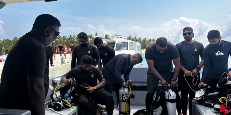 Tragjedia në Maldive: Gjenden trupat e dy zhytësve italianë në shpellën nënujore, vijojnë kërkimet për dy të tjerë