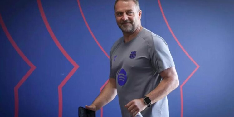 Trishtim në familjen e Hansi Flick: i ati ndërron jetë, por trajneri do të jetë në El Clasico