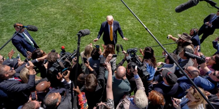 Trump para vizitës në Pekin: Iranin e kemi nën kontroll dhe nuk kemi nevojë për ndihmë nga Kina
