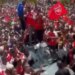 VIDEO/ Arsenal, kampion i Anglisë pas 22 vitesh — çfarë feste edhe në rrugët e Kenias