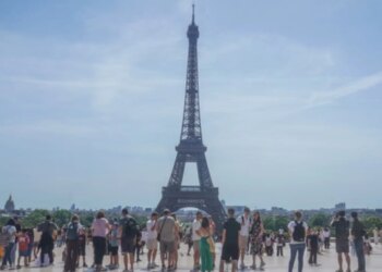 Vala e të nxehtit ekstrem përfshin Europën; thyhen rekordet e temperaturave në Francë, Britani dhe Spanjë