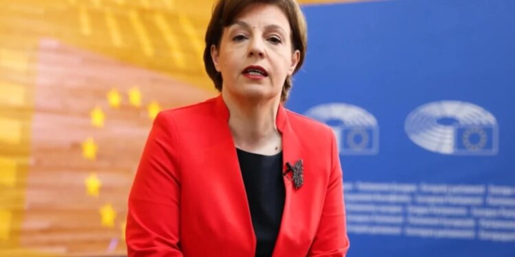 Vetëvendosje vulos koalicion me tre parti, Gërvalla: Për një shtet që nuk lëkundet