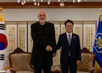 Vizita në Korenë e Jugut: Rama ndan foto nga takimi me homologun Kim Minseok, fokus teknologjia dhe AI