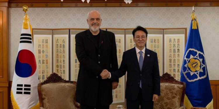 Vizita në Korenë e Jugut: Rama ndan foto nga takimi me homologun Kim Minseok, fokus teknologjia dhe AI