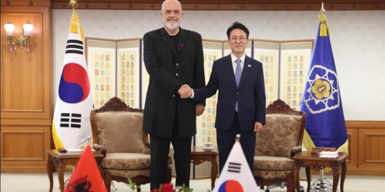 Vizitë disa ditore në Korenë e Jugut, kryeministri Rama takohet me homologun Kim; zbardhen diskutimet