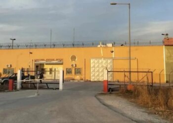 Vrasja e dyfishtë në burgun grek: 11 persona dalin përpara prokurorit, mes tyre edhe një shqiptar