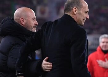 Zyrtare: Italiano mbyll me Bologna, por Napoli tani do Allegrin