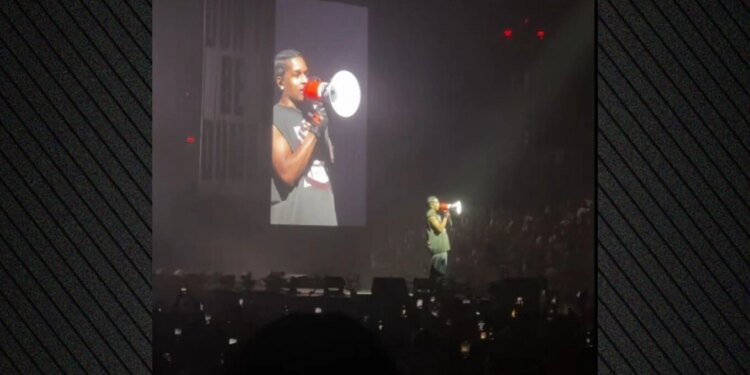 ASAP Rocky nën kritika pas deklaratës në Arizona; fansat kërkojnë që Rihanna të ndahet, reperi ndez debat
