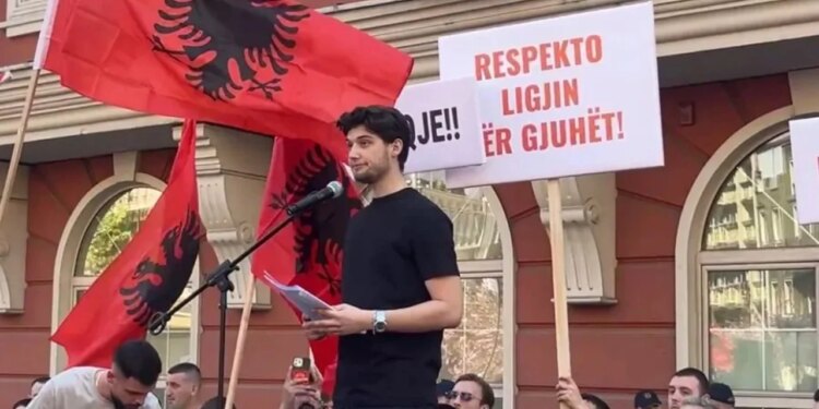 Ademi: Nga peticionet te protestat për drejtën gjuhësore të studentëve shqiptarë — Nuk kërkojmë privilegje, por barazi para ligjit
