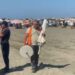 Aksion në bregdetin e Shëngjinit kundër abuzimeve, sekuestrohen dhjetëra shezllone pa leje