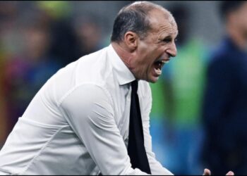 Allegri drejt zgjidhjes së kontratës me Milanin, gati të nënshkruajë me Napolin dhe takohet me Drejtorin Sportiv Manna