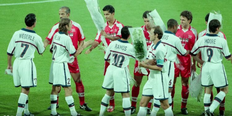 Almanaku i Botërorit: 21 qershor 1998 në Francë u zhvillua sfida e parë historike SHBA-Iran