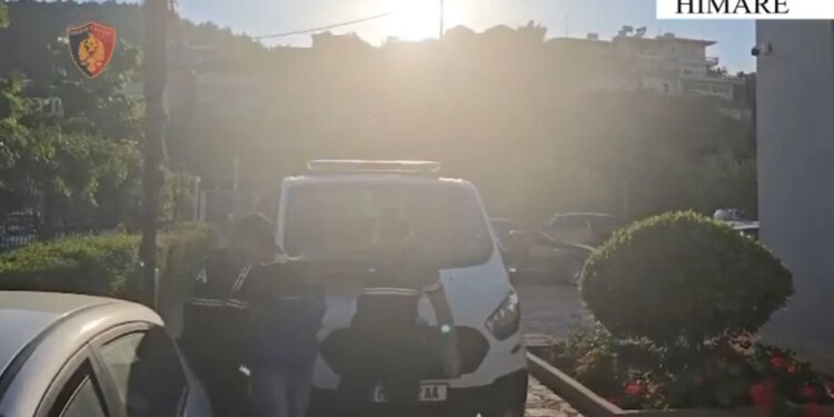 Arrestohet 37-vjeçari nga Kruja, i dyshuar për vjedhje në banesa dhe biznese në Himarë