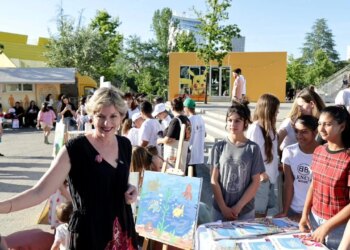 Asnjë fëmijë nuk duhet të rritet me frikë, ministrja Sala prezanton Agjendën Kombëtare për Fëmijët 2027-2030