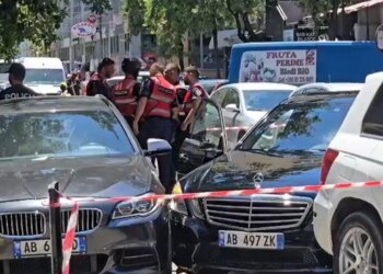 Autori që përplasi pesë automjete dhe u largua nga vendi i ngjarjes arrestohet në Durrës