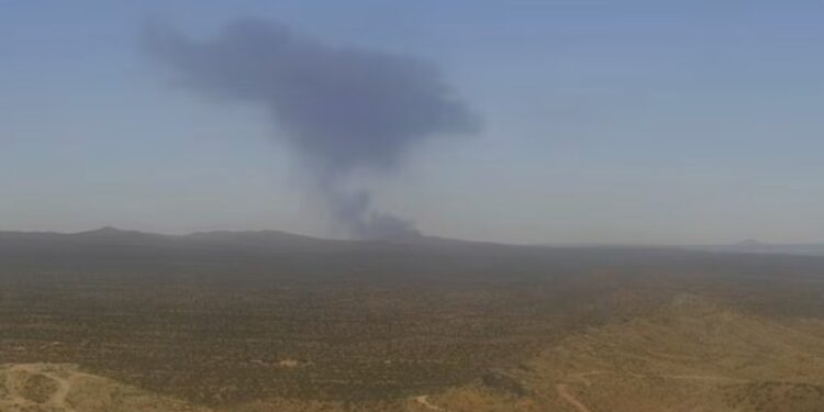 Avioni bombardues B-52 i Forcave Ajrore të SHBA-së rrëzohet menjëherë pas ngritjes, autoritetet hetojnë aksidentin