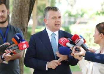 Balla: Telefonova, s’ma hapi; Koçeku duhej të njoftonte zyrtarisht; ditën pas medaljes tha s’dua të vij në punë