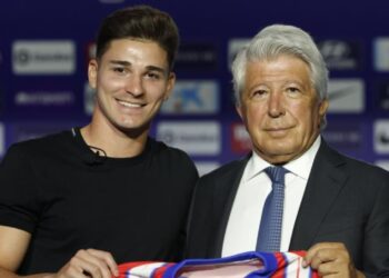 Barcelona konfirmon ofertën 100 milionë euro për Julian Alvarez, Atletico Madrid mbyll sytë