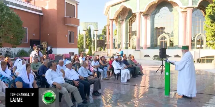 Bektashinjtë kremtuan Festën e Ashures, një nga ditët më të rëndësishme të kalendarit