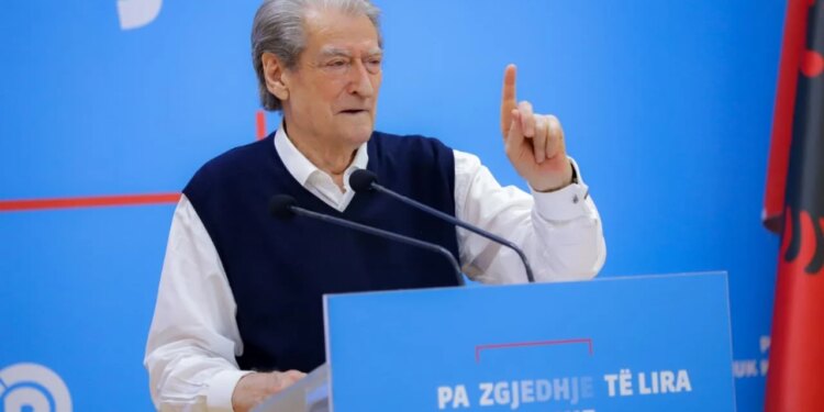 Berisha: Trafikantët 50 tonë kokainë blenë 15 mijë m2 për 54 mijë euro; hoteli u sekuestruar nga SPAK