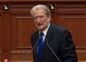 Berisha thirrje Ramës: Anuloje anti-mitingun e paralajmëruar nesër në Vlorë, është praktikë fashiste