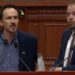 Bido: Ke zaptuar oborrin e shkollës Koto Hoxhi, je fëmijë oligarku. Muçi: Nëse ka shkelje, denonconi organet kompetente