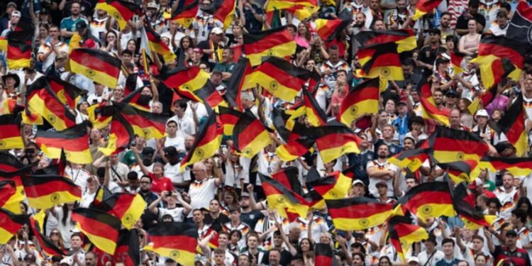 Botërori 2026/ Në Gjermani, boom shitjesh fanelash të Havertz dhe Undav, Adidas mbetet pa shkronjën V