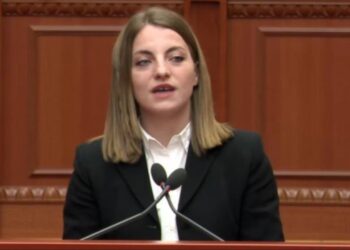 Deputetja Koçeku kërkon falje prej zemre Thethit: Ato ditë kam qarë ma shumë se kur m’ka vdekë baba