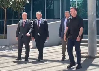 Drejtori i Policisë Skënder Hita inspekton punimet për sigurinë në Gjykatën e Posaçme