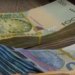 Euro bie në minimum historik, zbret në 94.5 lekë; ekspertët kërkojnë deeurozim
