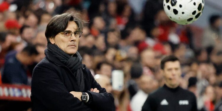 Federata Turke konfirmon besimin te trajneri Montella: eliminimi i turpshëm nga Kupa e Botës nuk ndikon