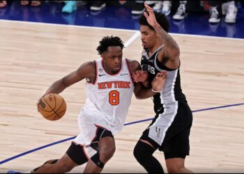 Finalja e Madhe e NBA: New York Knicks përmbysje historike ndaj San Antonios, një hap larg titullit kampion