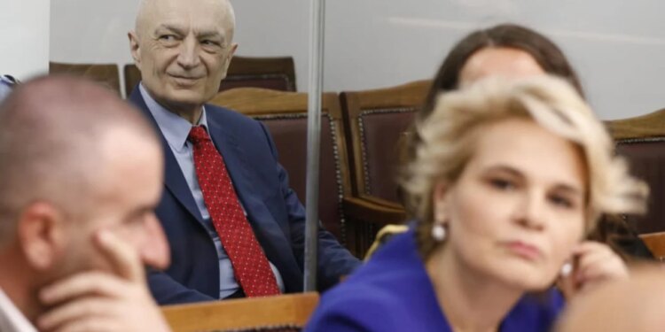 Gjyqi për Metën dhe Kryemadhin: SPAK kërkon të marrë në pyetje dhjetëra dëshmitarë
