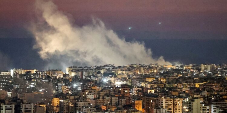 Goditëm militantët e Hezbollahut, shkelën armëpushimin / Izraeli bombardon Libanin gjatë natës, 16 persona humbin jetën