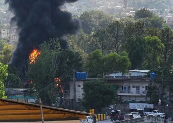 Helikopter ushtarak rrëzohet në Pakistan — të gjithë personat në bord vdesin, dyshohet defekt teknik