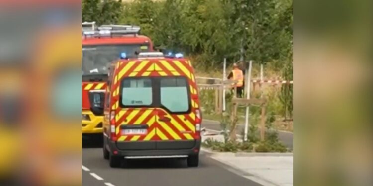 Hetimet: Aksidenti ajror në Francë me 11 viktima, avioni pësoi dëmtime dhe ishte vetëm disa metra nga banesat