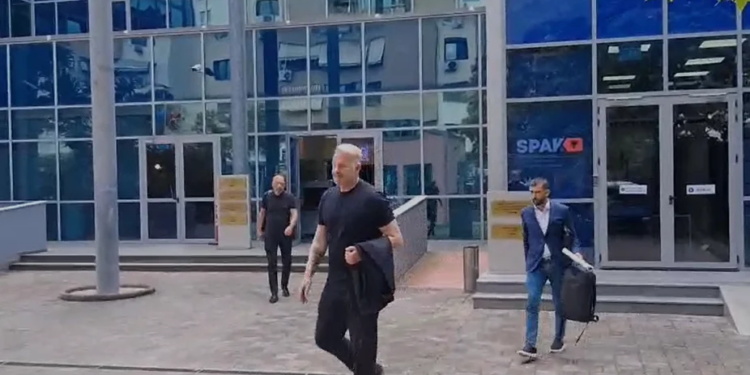 Ish-drejtori i Milanit, Igli Tare del nga SPAK pas 5 orësh e gjysmë marrje në pyetje