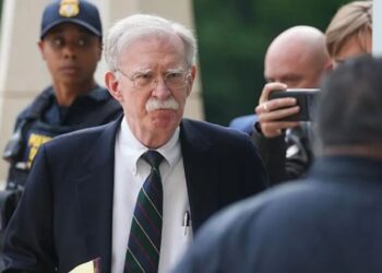 Ish-këshilltari i Trumpit pranon keqpërdorimin e dokumenteve të klasifikuara; Bolton pritet të përballet me burg e gjobë milionash