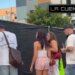 Jam lojtar, më lini — moment sikletshëm në kampin e Spanjës, rojat e sigurisë nuk lejojnë sulmuesin (Video)