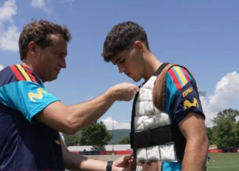 Jelekë dhe xhaketa hi-tech, xhel special: shpikjet spanjolle për të luftuar motin e nxehtë