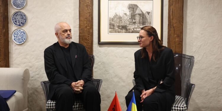 Kryeministri Rama takohet në Gdansk me homologen ukrainase Yuliia Svyrydenko
