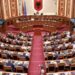 Kuvendi mblidhet sot në seancë plenare; në rend dite: amnistia dhe ndryshimet në Kodin Rrugor